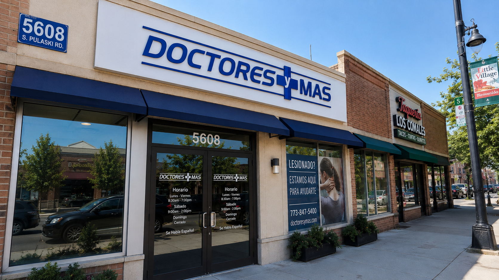 Foto del exterior de la clínica Doctores y Mas en 5608 S Pulaski Rd, Chicago, IL